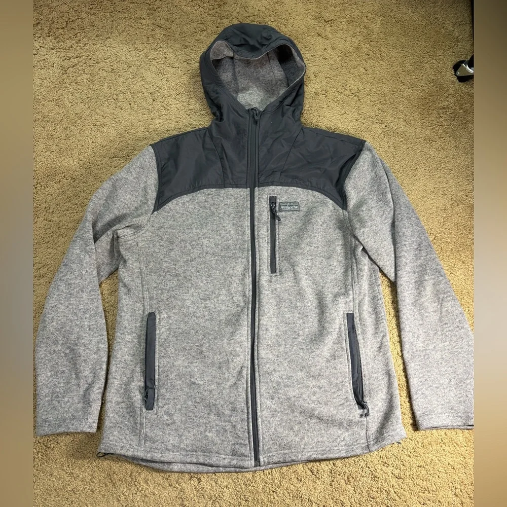 Avalanche Men’s Large Black and‎ Gray Jacket